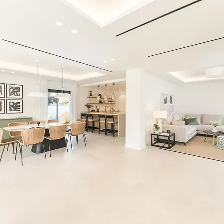 Apartamento Homeclub Con Piscina Privada En Guadalmar *