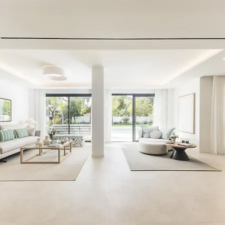 Homeclub Con Piscina Privada En Guadalmar Apartamento