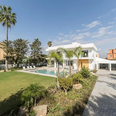 Homeclub Con Piscina Privada En Guadalmar