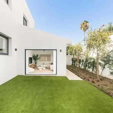 Homeclub Con Piscina Privada En Guadalmar Apartment