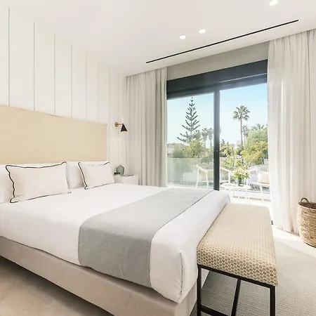 Apartment Homeclub Con Piscina Privada En Guadalmar Malaga